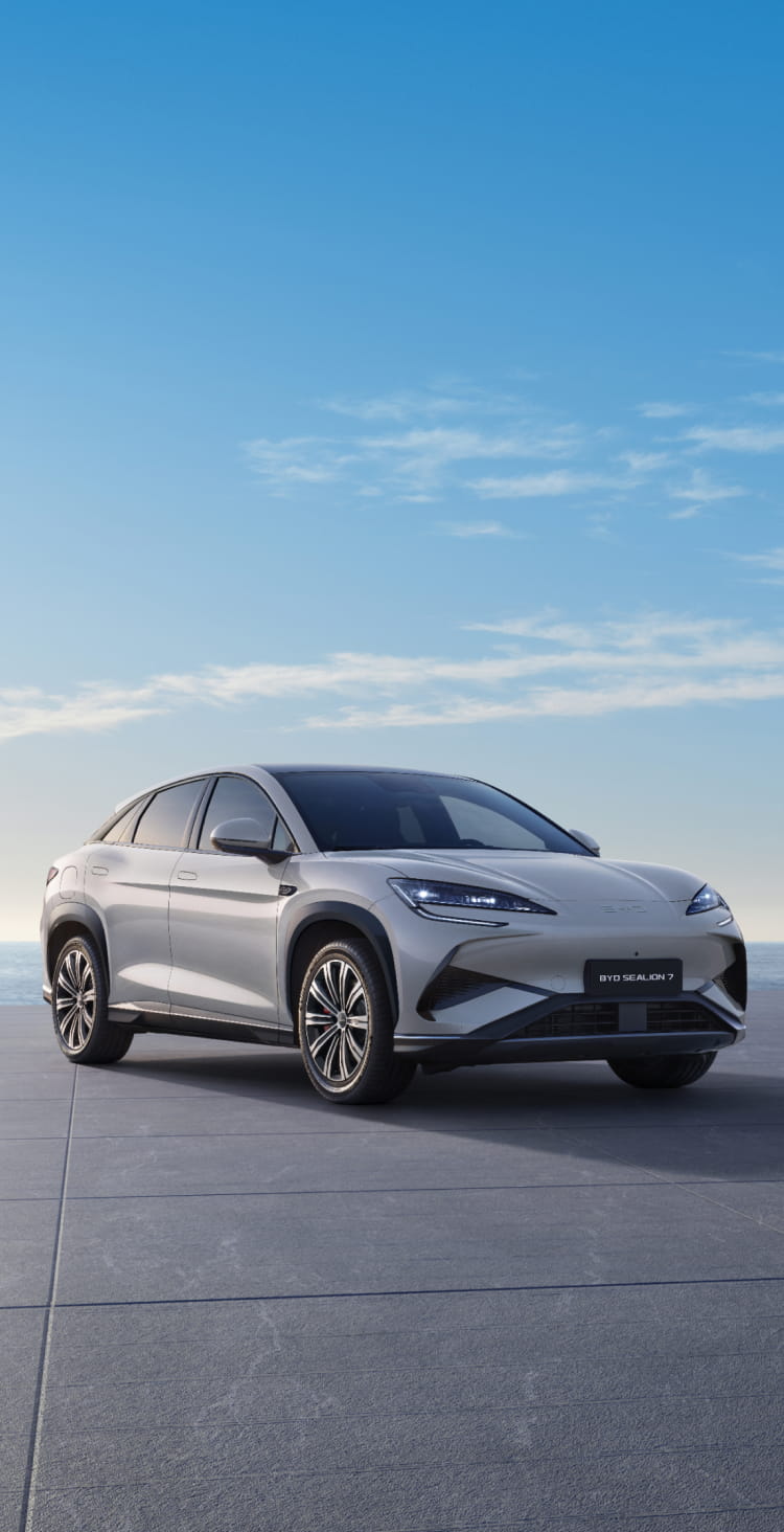 BYD Sealion 7 - Banner menampilkan desain eksterior SUV listrik