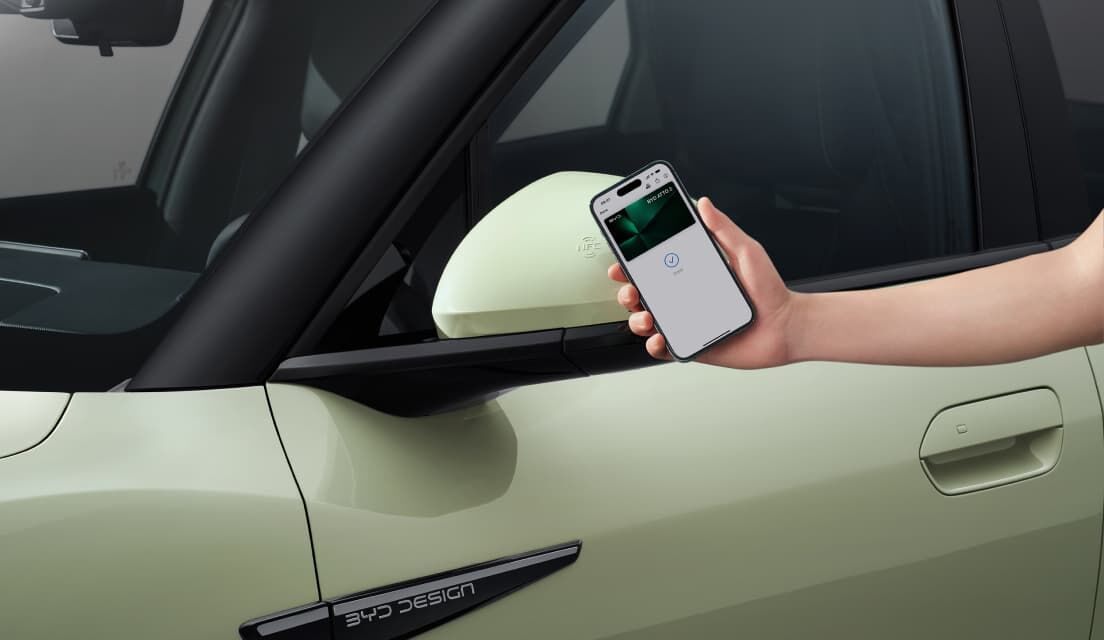 BYD Atto 2: Kunci NFC dan remote AC